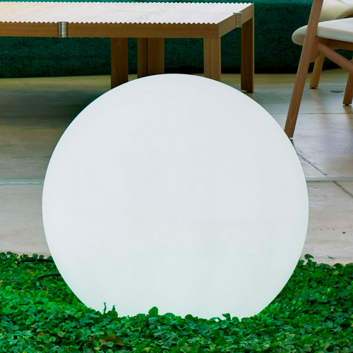 Alquiler de bola decorativa LED (40 y 60 cm)